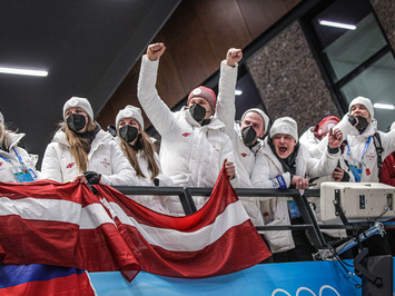 Latvija otro reizi vēsturē izcīna olimpisko bronzu komandu stafetē