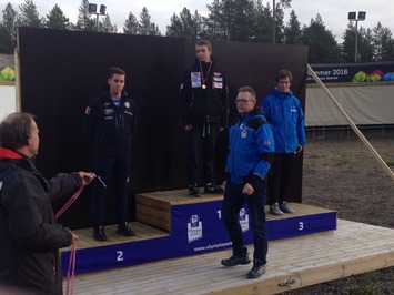 Kristers Aparjods izcīna 6.vietu vīru konkurencē, Edgars Karnītis un Anda Upīte 1.vietu ‘’A’’ vecuma grupās sacensībās ‘’Lillehammeres Kauss 2015’’ 